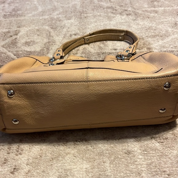COACH PENELOPE RUFFLE TAN PEBBLED LEATHER SYLE # F14682 - Picture 6 of 10